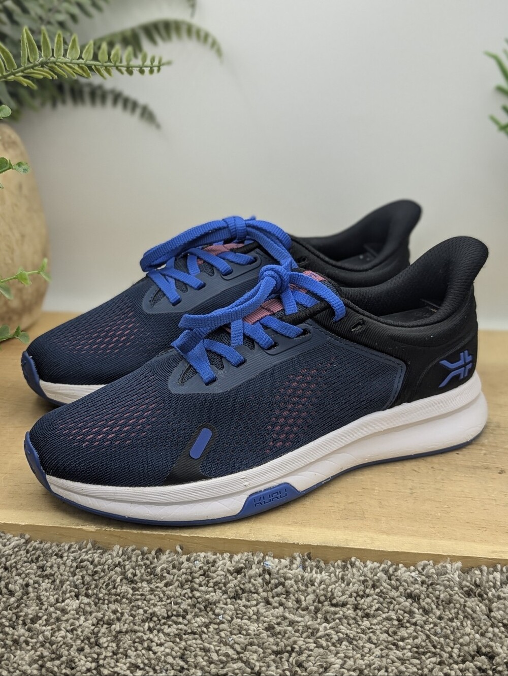 Kuru Atom Fusion Women's Size 6 Black Running Walking  Casual Comfort Shoes